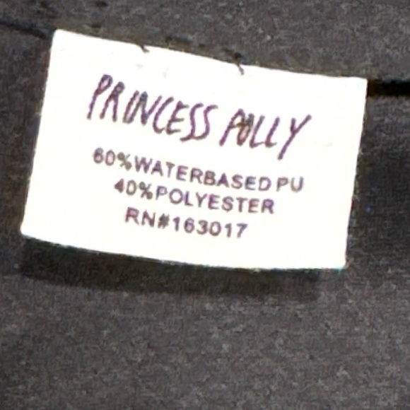 Princess Polly Rachael Black Faux Leather Square Neck Crop Top 12 NWT - Picture 8 of 9